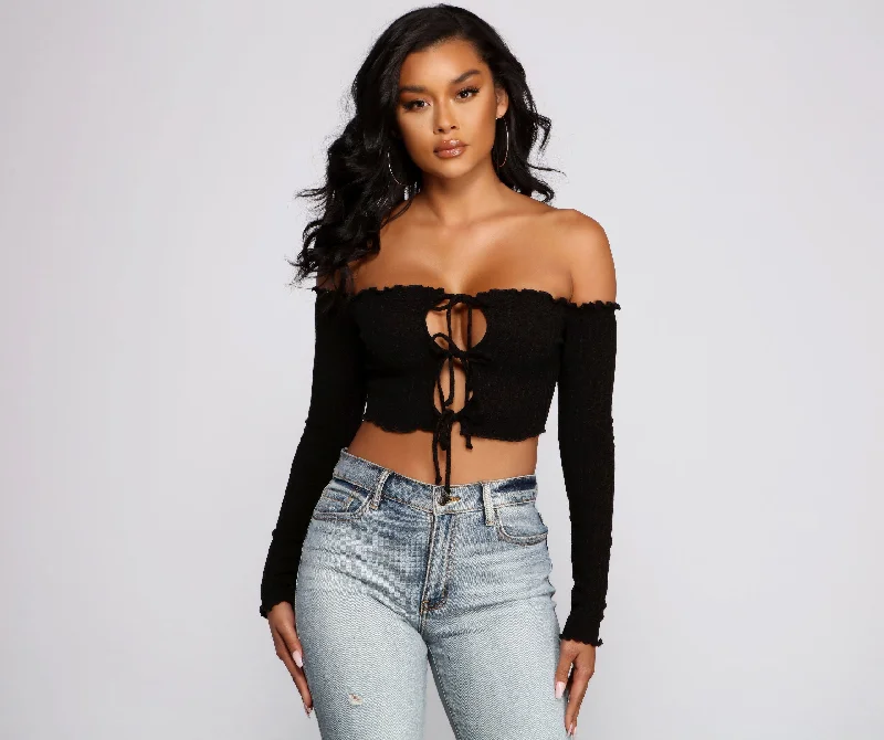 Plaid Women Long Sleeve Top for a Preppy VibeShe's So Trendy Off The Shoulder Crop Top