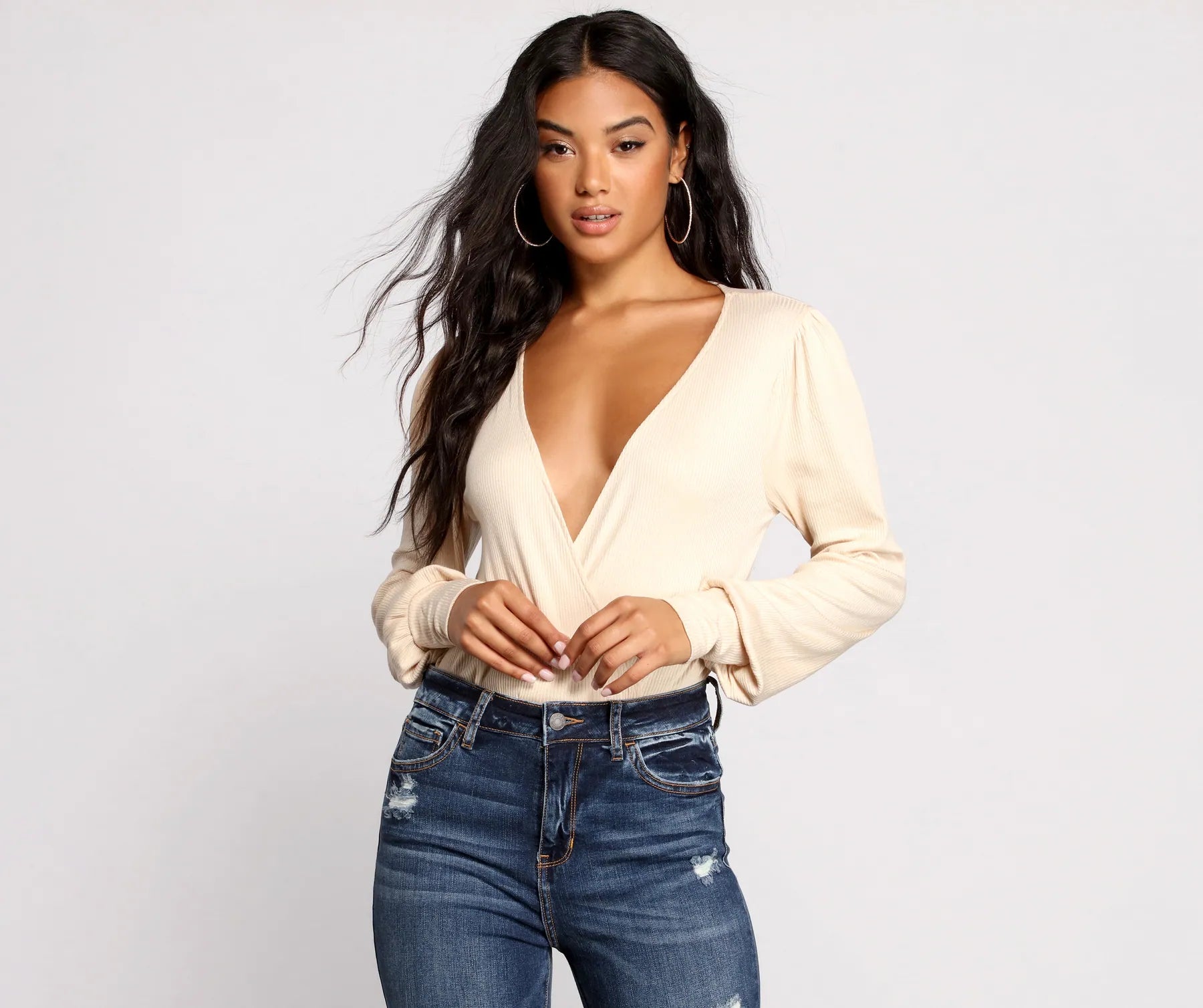 Metallic Accent Women Long Sleeve Top for a Glamorous LookSultry Deep V Neck Ribbed Bodysuit