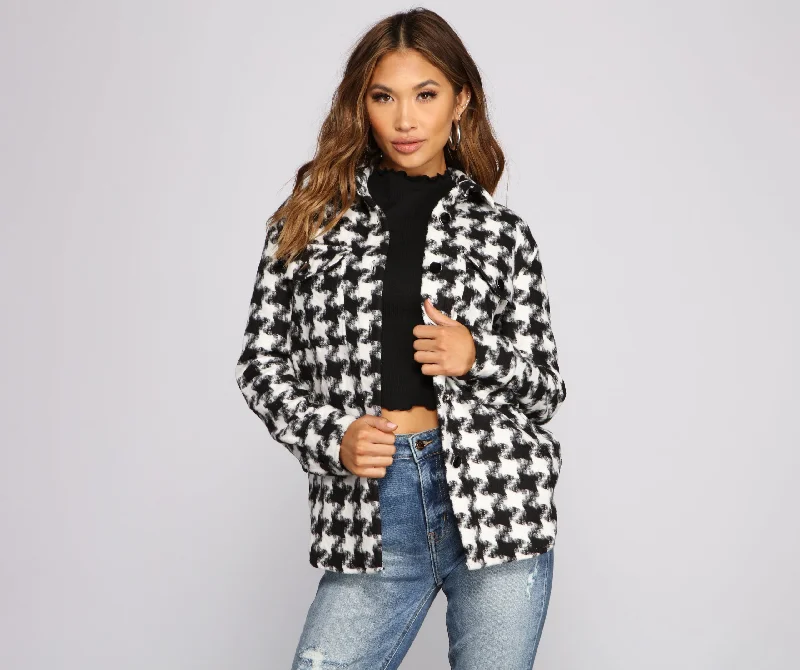 Cable - Knit Women Long Sleeve Top with a Cozy TextureSo Chic Houndstooth Woven Shacket