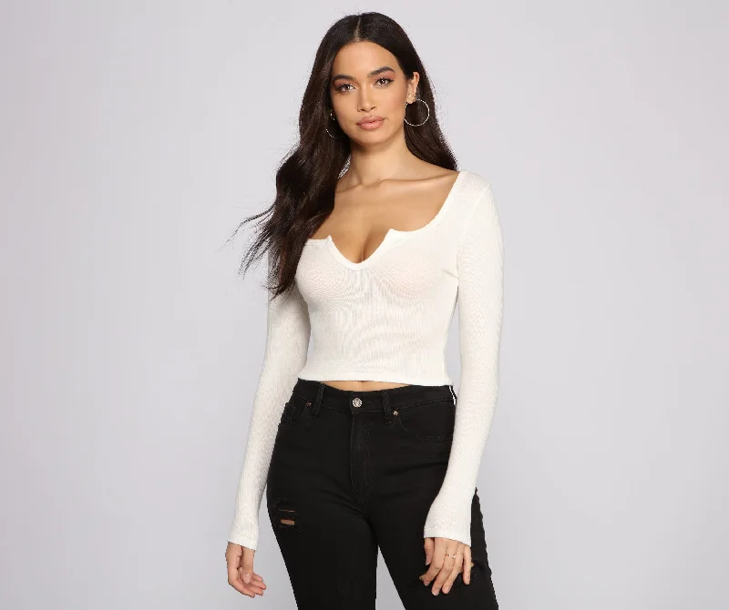 Floral Printed Women Long Sleeve Top for a Romantic LookMust-Have Ribbed Knit Crop Top