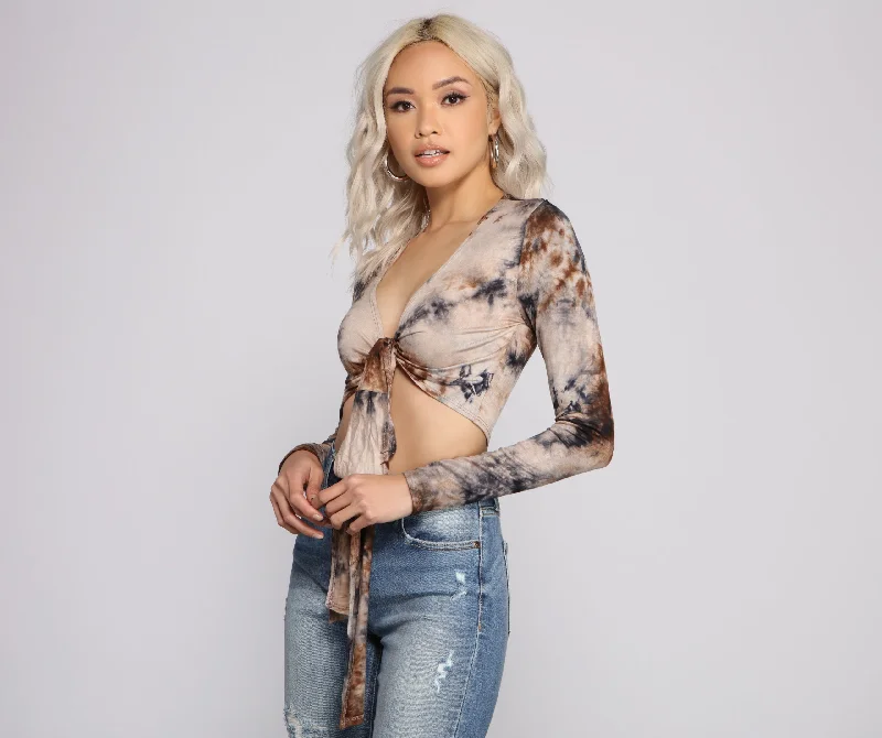 Floral Printed Women Long Sleeve Top for a Romantic LookTie Dye Wrap Crop Top