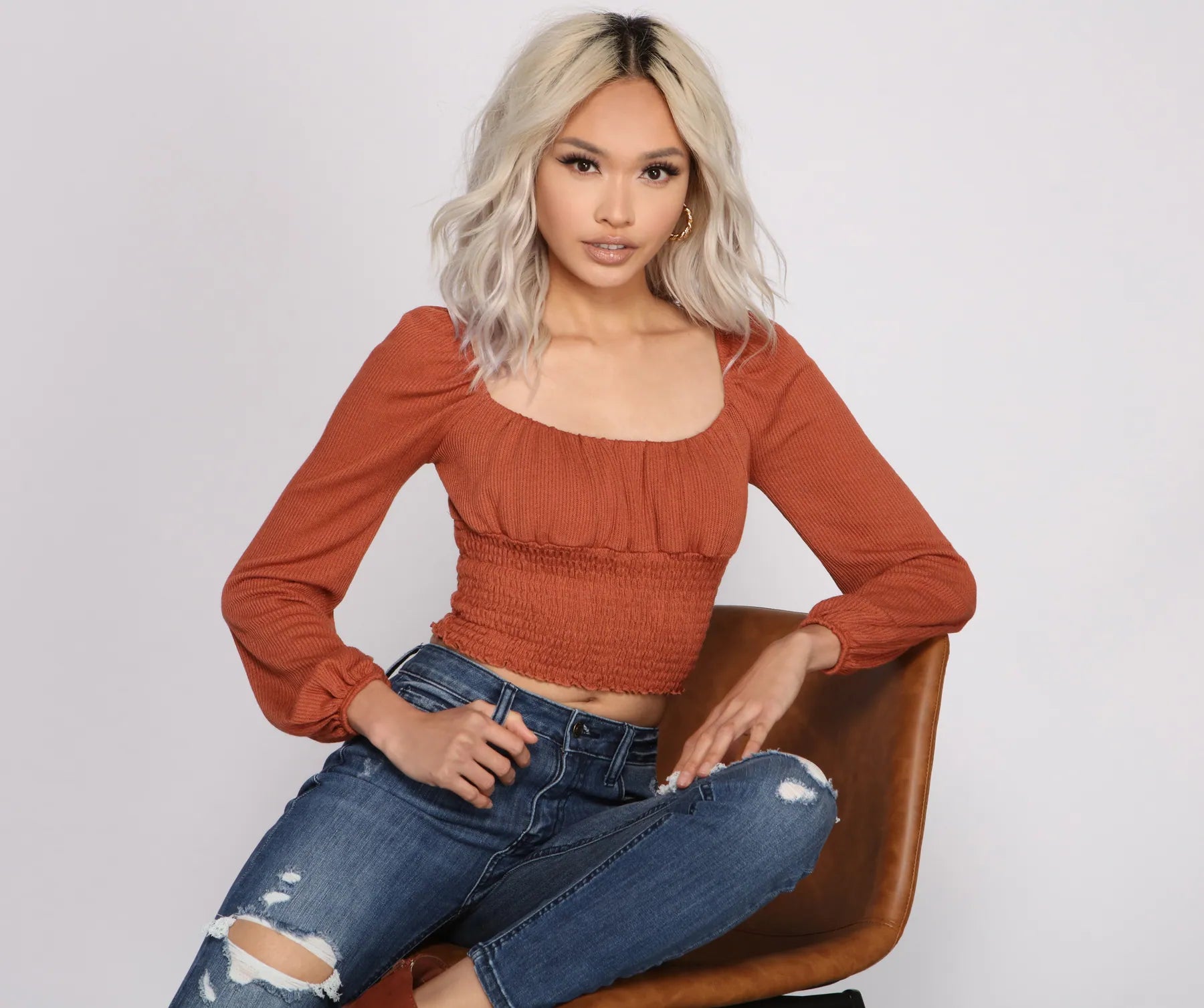 Cropped Women Long Sleeve Top to Pair with High - Waisted BottomsStylish And Smocked Puff Sleeve Top