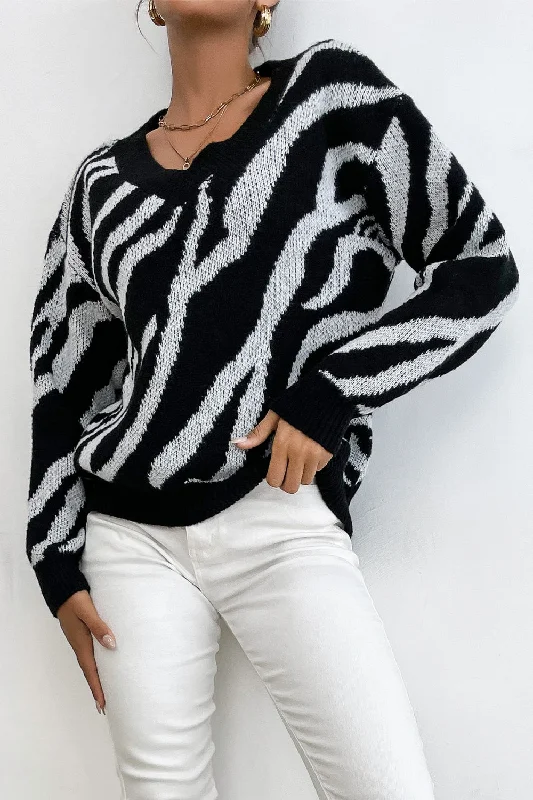 Cashmere Women Sweater with a Luxurious Soft TouchCashmere Women Sweater with a Luxurious Soft TouchPerfee Zebra Print Sweater