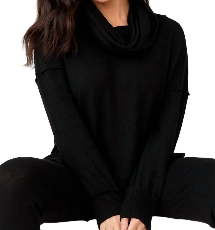 Cashmere Women Sweater with a Luxurious Soft TouchCashmere Women Sweater with a Luxurious Soft TouchCowl Poncho In Black