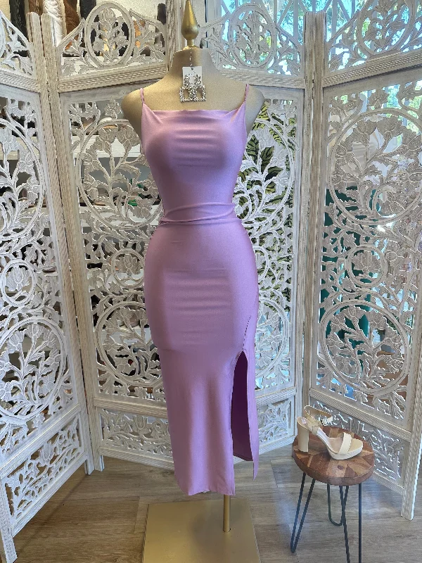 Off - the - Shoulder Women Dress for a Romantic and Feminine LookLavender Cowl Midi Dress