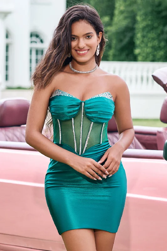 Ball Gown Women Dress with a Full Skirt for a Princess - like LookUnique Sparkly Dark Green Strapless Corset Tight Homecoming Dress with Beading