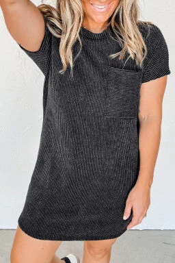 Mini Women Dress with a Short Hem for a Young and Trendy StyleDarling T-Shirt Dress