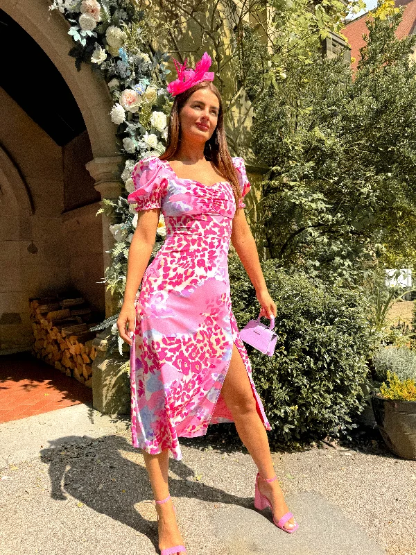 Shift Women Dress with a Simple and Classic Design for Everyday WearFloral Frenzy - Fuchsia Lilac Leopard Print Midi Dress