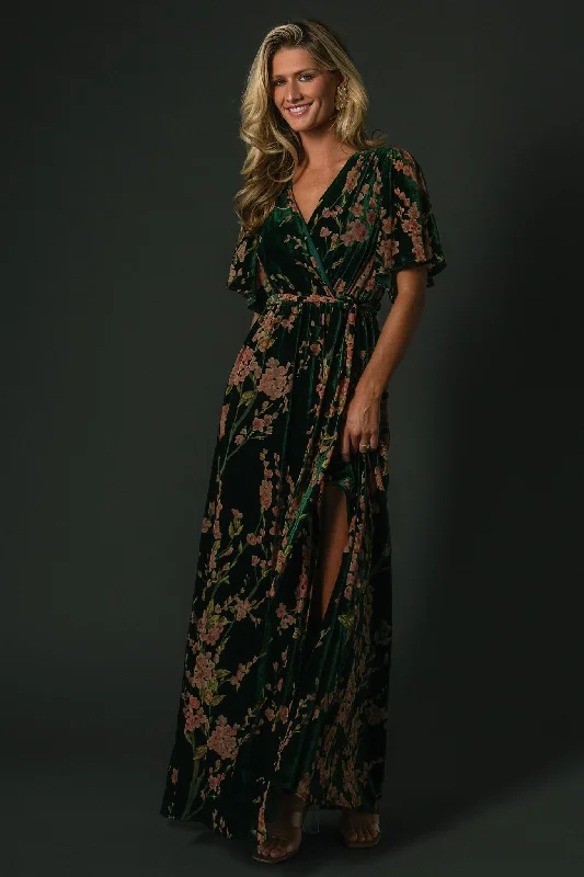 Shift Women Dress with a Simple and Classic Design for Everyday WearUma Velvet Maxi Dress | Green Floral