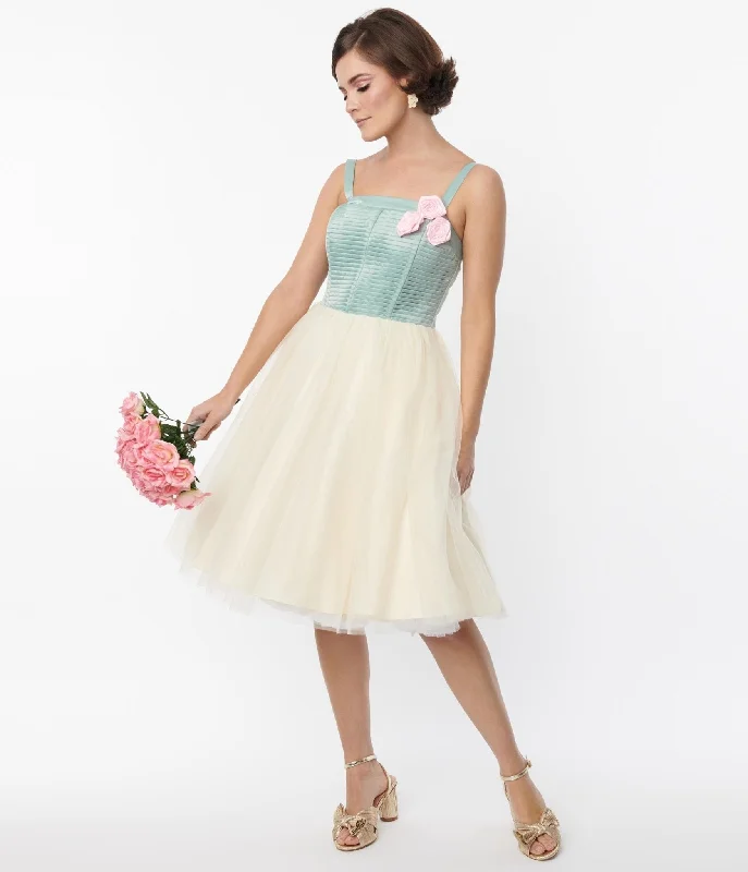 Shift Women Dress with a Simple and Classic Design for Everyday WearUnique Vintage Sage & Ivory Tulle Swing Dress