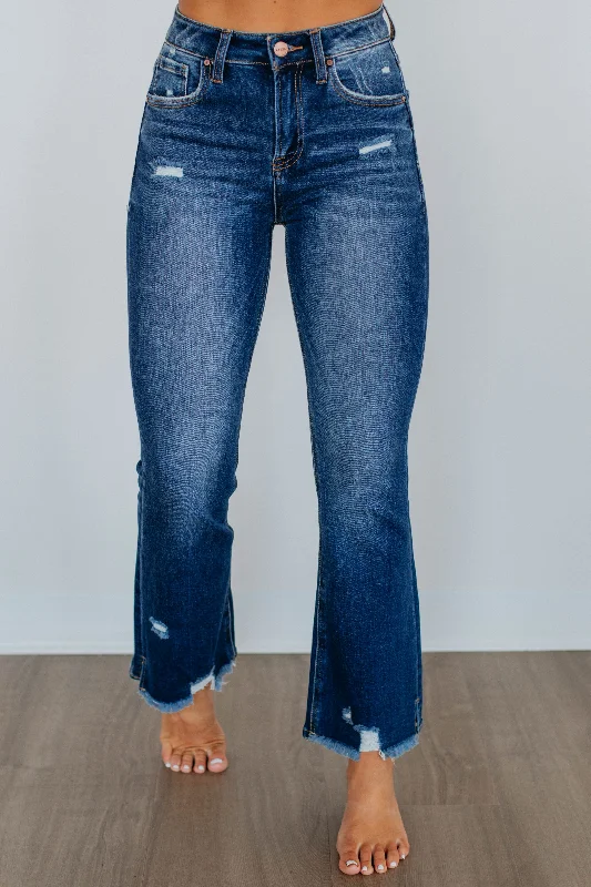 Straight - leg women jeans with a classic and timeless appealJocelyn Risen Jeans