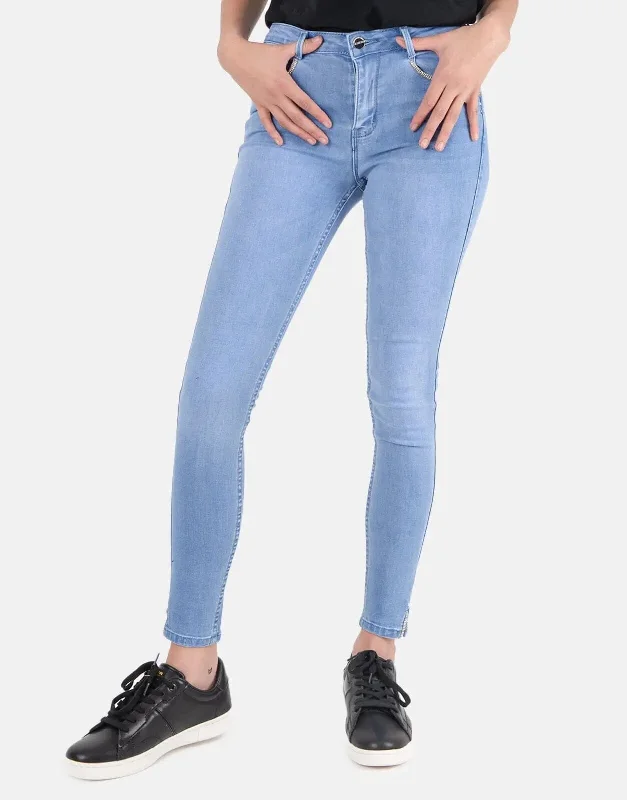 Stretch women jeans for enhanced mobility and comfortSissy Boy Axel Bling Hem Slit Jeans