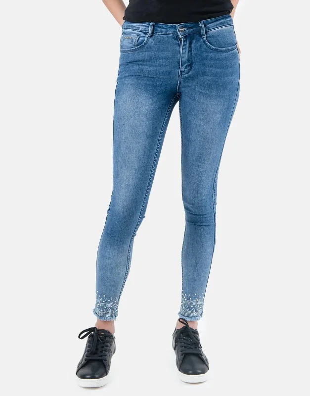 Plus - size women jeans for a comfortable and stylish fitSissy Boy Axel Hem Jeans