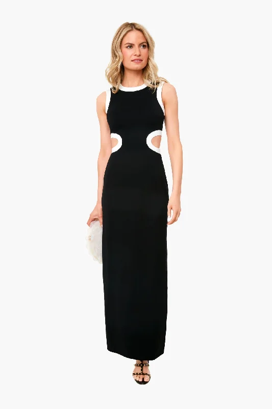 Backless Women Dress for a Sexy and Alluring Look at Evening EventsBlack Dolce Dress