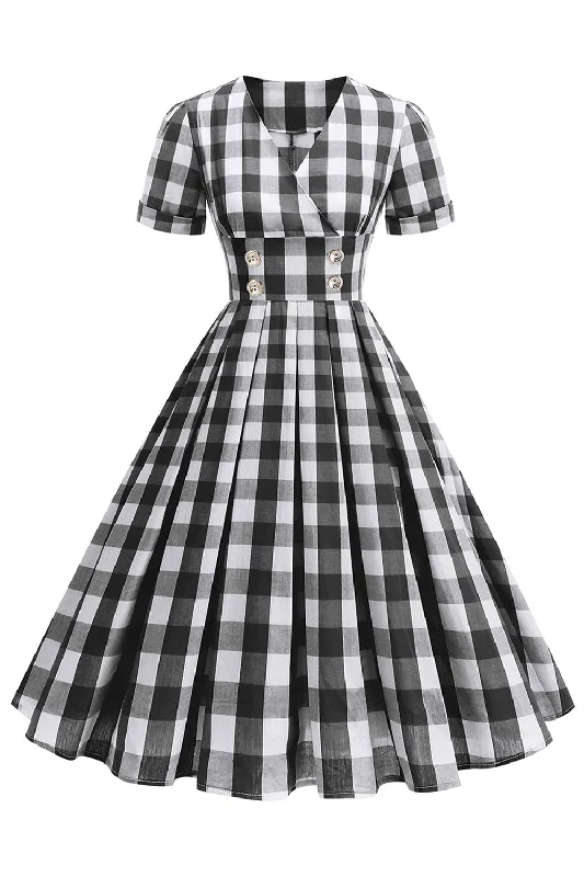 Backless Women Dress for a Sexy and Alluring Look at Evening EventsBlack V Neck Plaid Vintage 1950s Dress