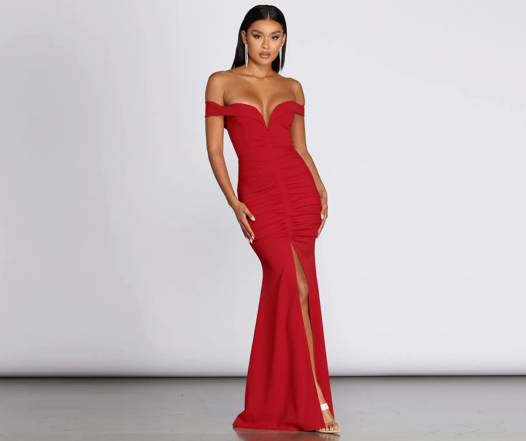 Plus Size Women Dress with a Flattering A - Line Cut for Comfort and StyleCamryn Sweetheart Long Gown