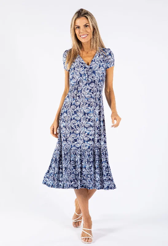 Sheath Women Dress with a Tailored Fit for a Professional LookLeaf Print Tiered Dress