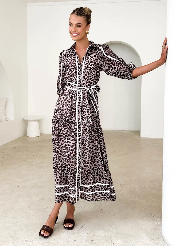 Plus Size Women Dress with a Flattering A - Line Cut for Comfort and StyleTantal Maxi Dress - Leopard