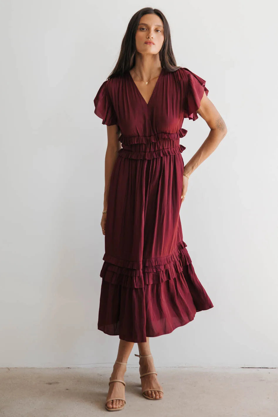 Mini Women Dress with a Short Hem for a Young and Trendy StyleWilla Ruffle Dress in Burgundy