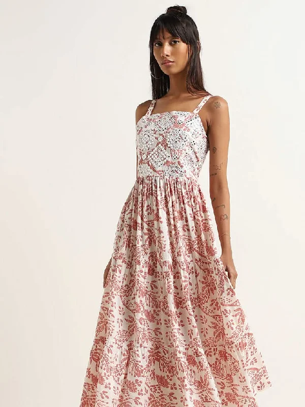 Cuffed Women Shorts for a Laid - Back and Trendy LookBombay Paisley Peach Printed Tiered Dress