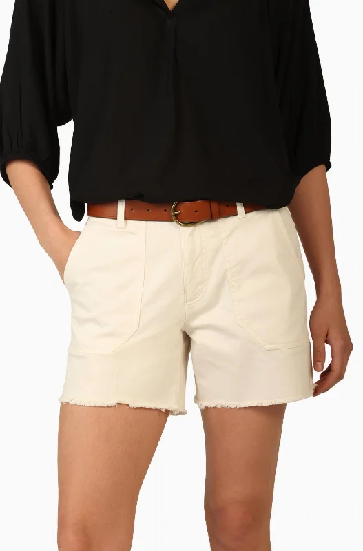 Cargo Women Shorts with Multiple Pockets for FunctionalityCotton-Twill Peyton Cargo Short In White