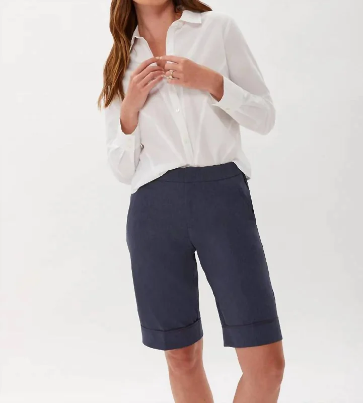 Denim Women Shorts with Distressed Details for a Casual VibeTrouser Short With Piping In Indigo