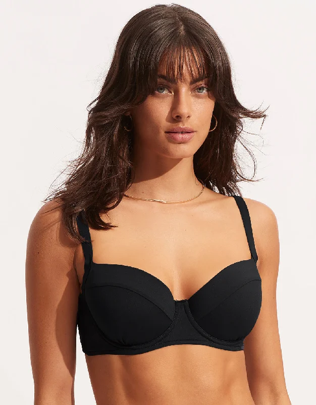 Long - line bikini top for added support and a fashionable lookCollective DD Cup Underwire Bikini Top - Black