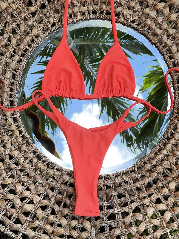 High - waisted bikini for a retro and tummy - flattering lookSTARBURST TRIANGLE TOP -ORANGE